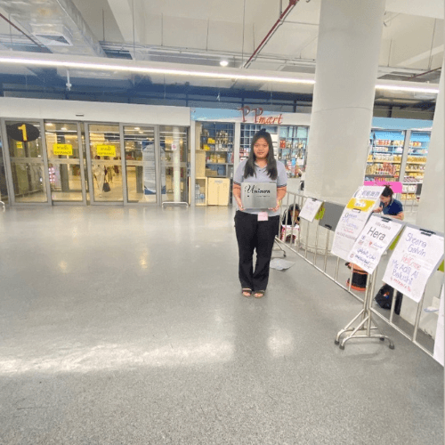 staff greeter Phuket Airport