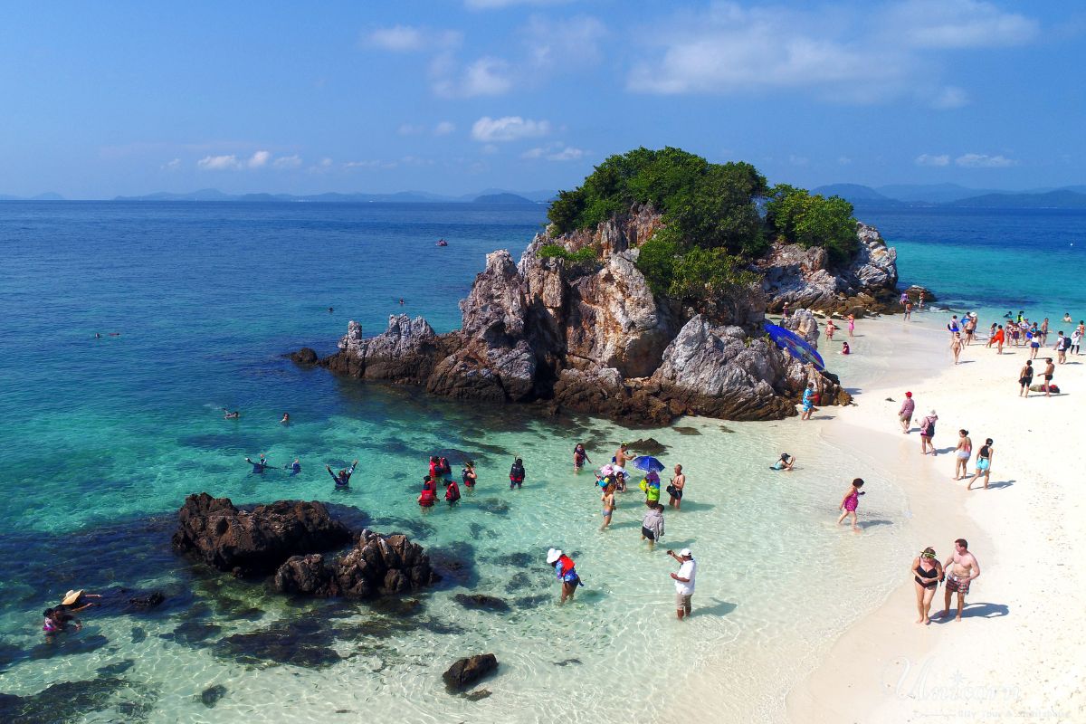 khai island beach