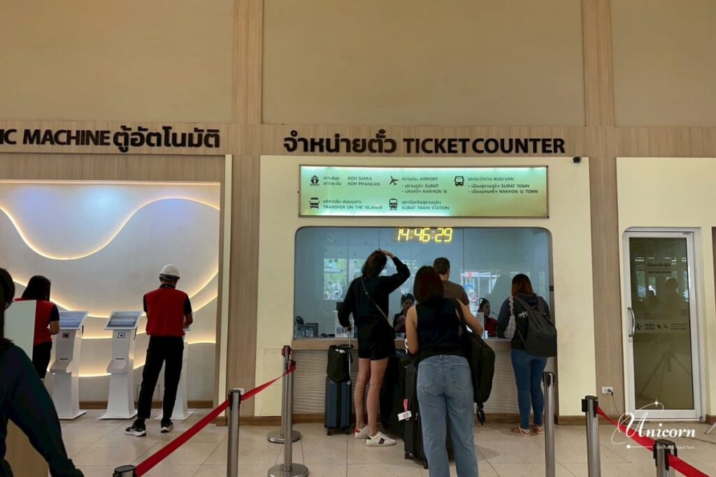 Private Taxi from Phuket to Donsak Pier – Your Easiest Route to Samui & Koh Phangan 2 Ticket counter at Donsak Pier for ferry to Koh Samui and Koh Phangan