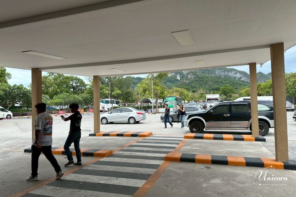 Private Taxi from Phuket to Donsak Pier – Your Easiest Route to Samui & Koh Phangan 8 Entrance to Donsak Pier terminal with information and ticket counters